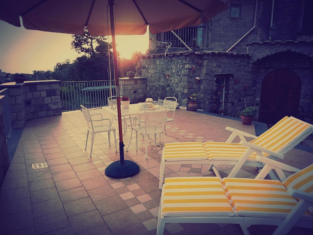 Bed and Breakfast Chez Chantal Мета Экстерьер фото